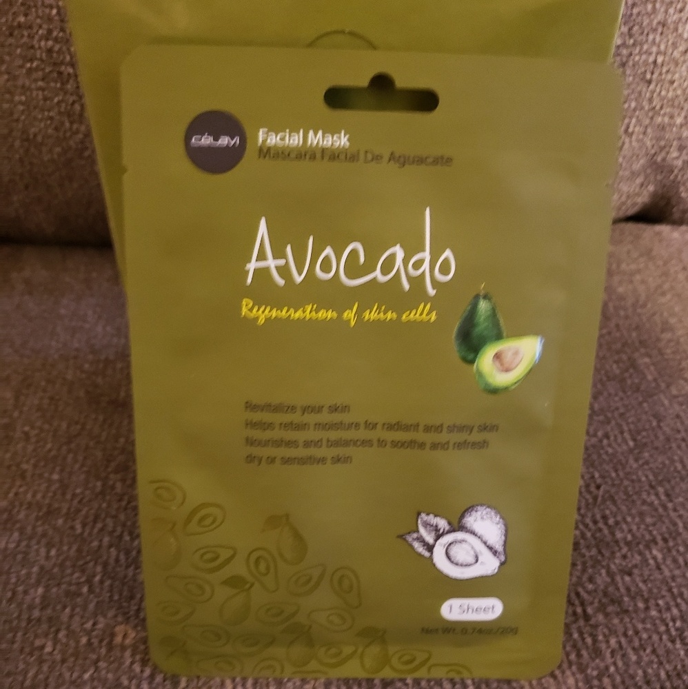 Avocado sheet mask